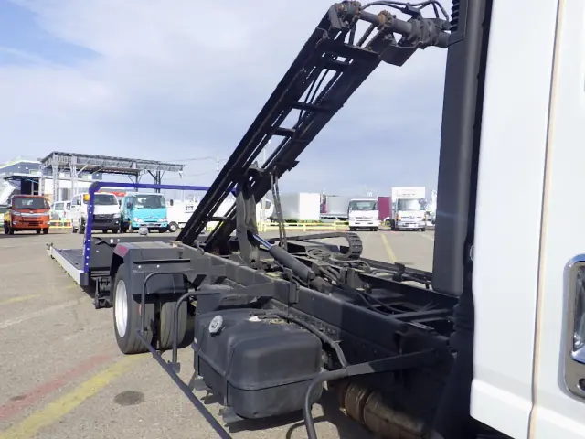 いすゞ エルフ TKG-NPR85AN(2WD)の写真32