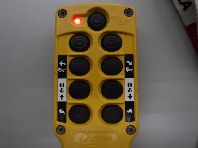 いすゞ エルフ TKG-NPR85AN(2WD)の写真44