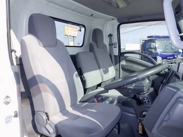 いすゞ エルフ TKG-NPR85AN(2WD)の写真46