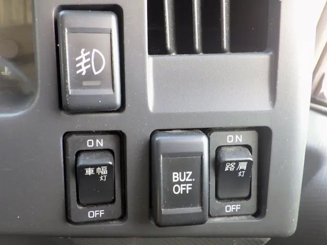 いすゞ エルフ TKG-NPR85AN(2WD)の写真50