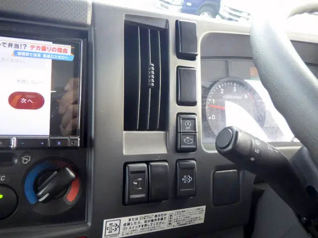 いすゞ エルフ 2RG-NPR88YN(2WD)の写真21