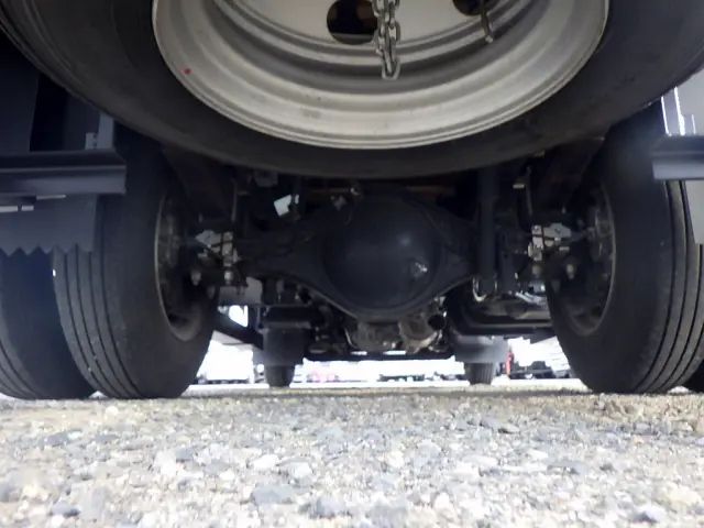 いすゞ エルフ 2RG-NPR88YN(2WD)の写真27