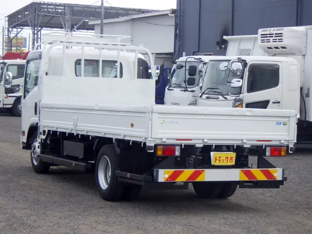 いすゞ エルフ 2RG-NPR88YN(2WD)の写真37
