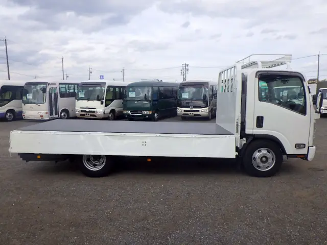 いすゞ エルフ 2RG-NPR88YN(2WD)の写真39