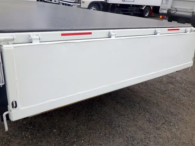 いすゞ エルフ 2RG-NPR88YN(2WD)の写真43
