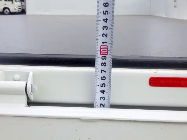 いすゞ エルフ 2RG-NPR88YN(2WD)の写真44