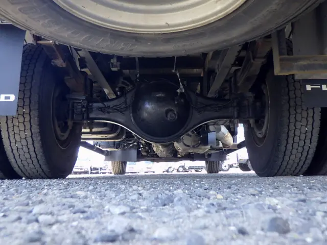 いすゞ フォワード 2RG-FRR90S2(2WD)の写真23