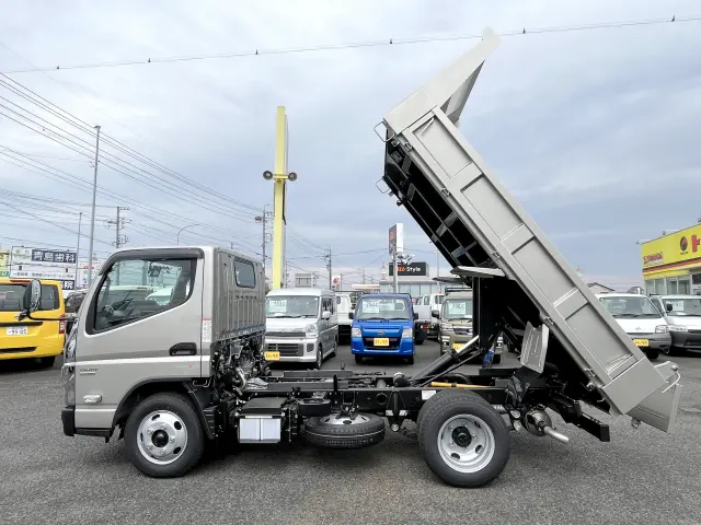 三菱 キャンター 2RG-FBA60(2WD)の写真11