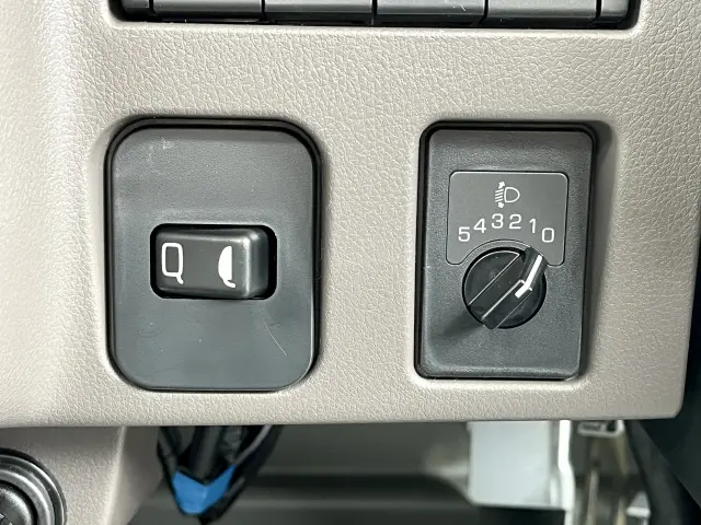 三菱 キャンター 2RG-FBA60(2WD)の写真27