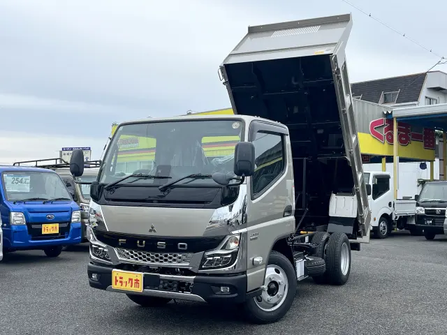 三菱 キャンター 2RG-FBA60(2WD)の写真1