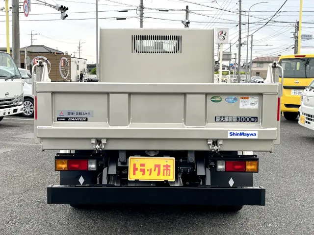 三菱 キャンター 2RG-FBA60(2WD)の写真5