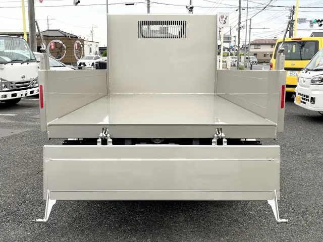 三菱 キャンター 2RG-FBA60(2WD)の写真6