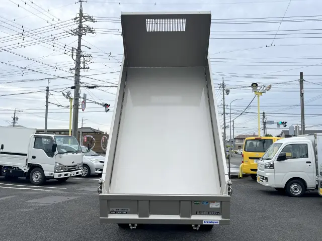 三菱 キャンター 2RG-FBA60(2WD)の写真12