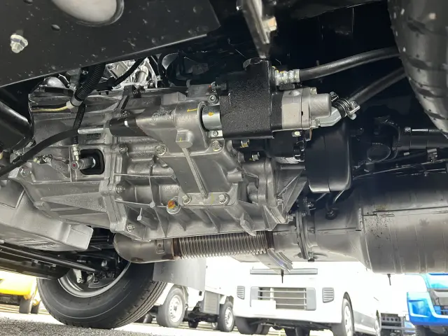 三菱 キャンター 2RG-FBA60(2WD)の写真38