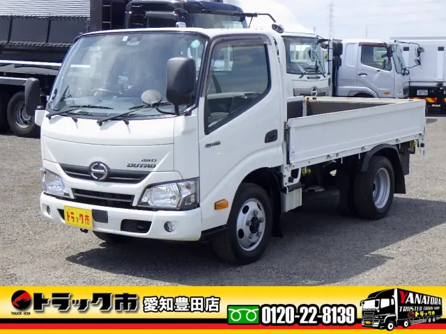 日野 デュトロ TKG-XZC675M(4WD)の写真1