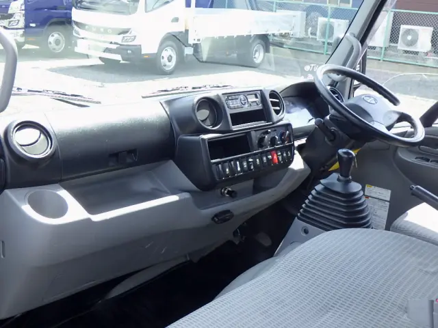 日野 デュトロ TKG-XZC675M(4WD)の写真47