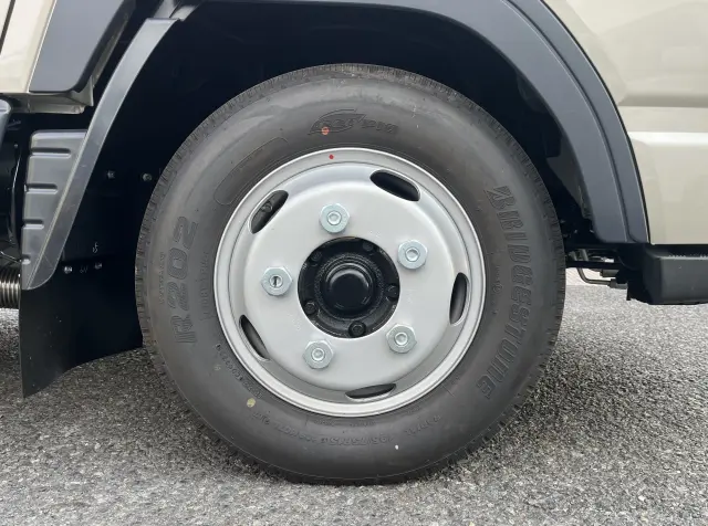 三菱 キャンター 2RG-FBA20(2WD)の写真42