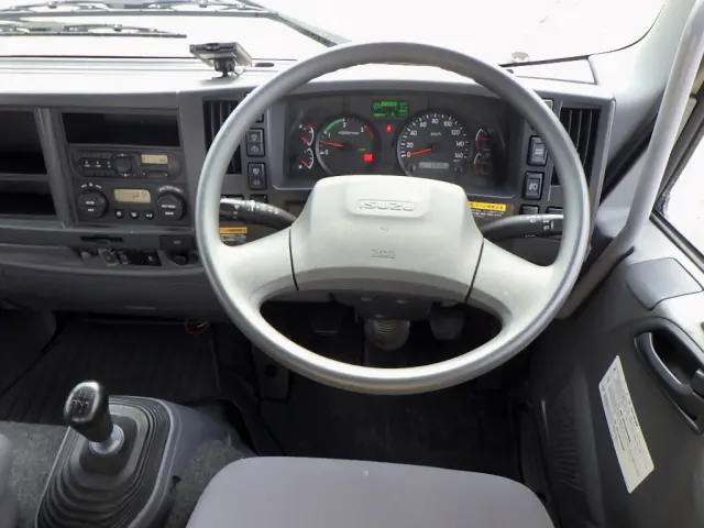いすゞ フォワード 2RG-FRR90S2(2WD)の写真14