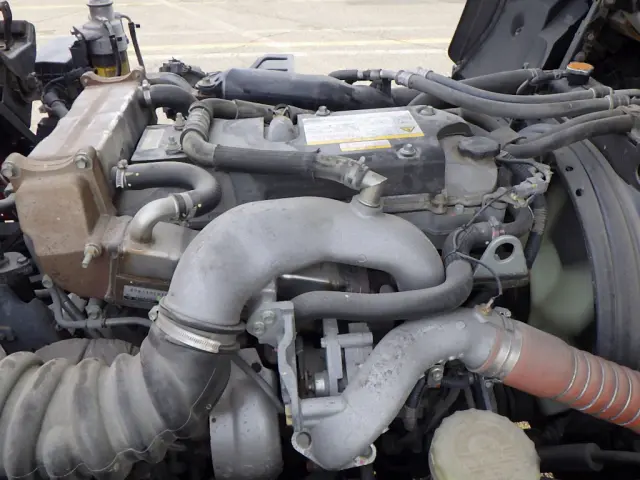 いすゞ フォワード 2RG-FRR90S2(2WD)の写真34