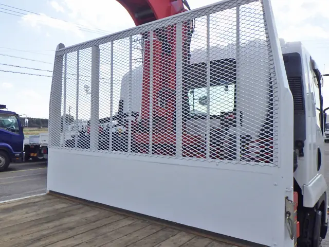 いすゞ フォワード 2RG-FRR90S2(2WD)の写真9