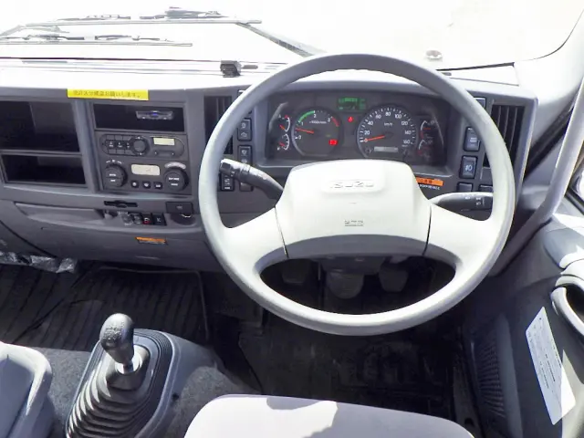 いすゞ フォワード 2RG-FRR90S2(2WD)の写真14