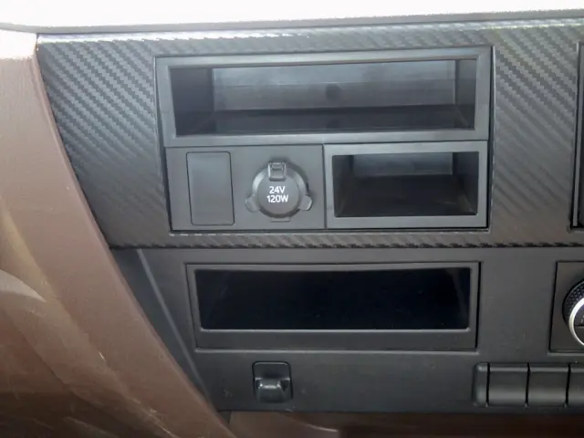 日野 レンジャー 2KG-FC2ABA(2WD)の写真31