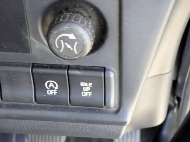 日野 レンジャー 2KG-FC2ABA(2WD)の写真36