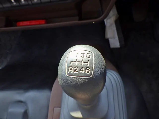 日野 レンジャー 2KG-FC2ABA(2WD)の写真15