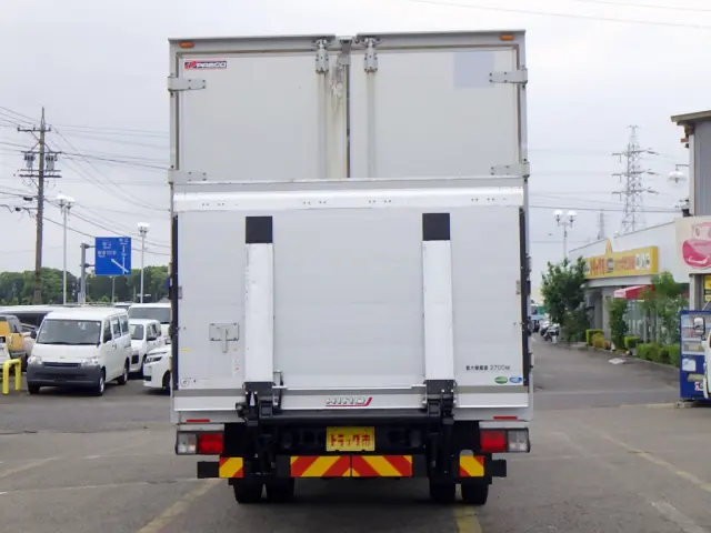 日野 レンジャー 2KG-FD2ABA(2WD)の写真6