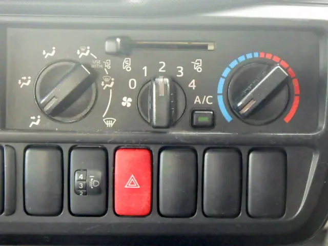 トヨタ ダイナ ABF-TRY220(2WD)の写真18