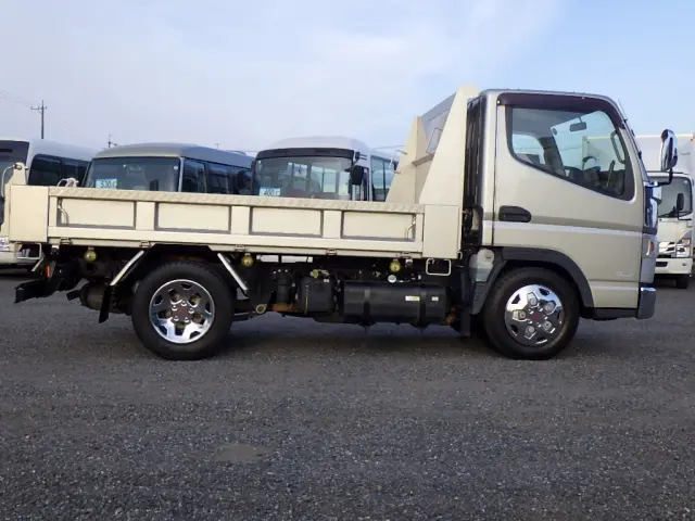 三菱 キャンター TKG-FBA30(2WD)の写真5