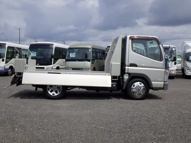 三菱 キャンター TKG-FBA30(2WD)の写真9