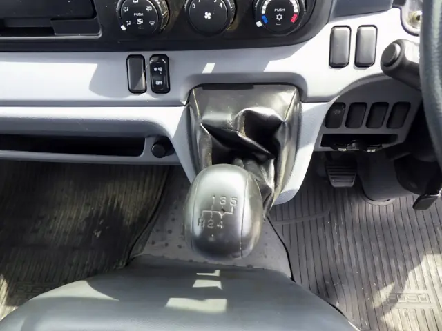 三菱 キャンター TKG-FBA30(2WD)の写真18