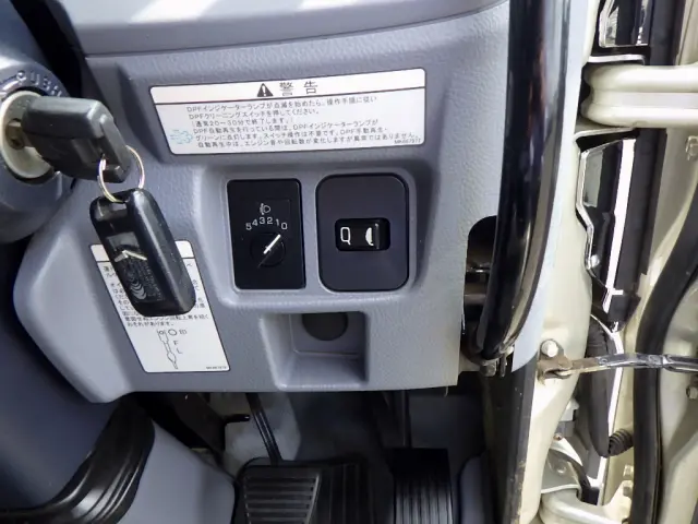 三菱 キャンター TKG-FBA30(2WD)の写真22