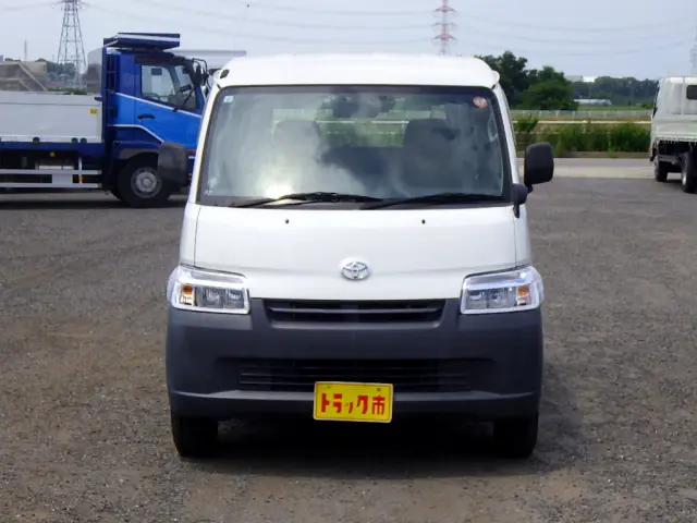 トヨタ タウンエースバン DBF-S402M(2WD)の写真3