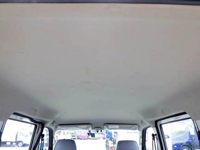 トヨタ タウンエースバン DBF-S402M(2WD)の写真12