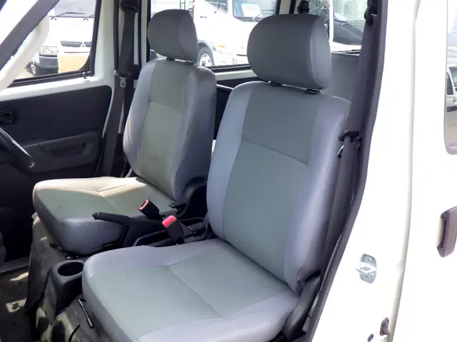 トヨタ タウンエースバン DBF-S402M(2WD)の写真13