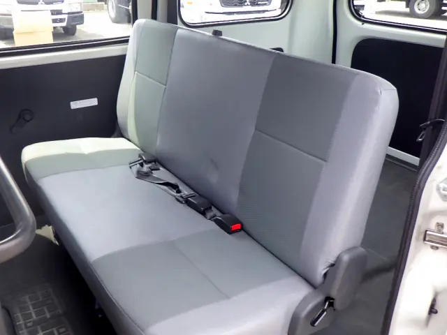 トヨタ タウンエースバン DBF-S402M(2WD)の写真14