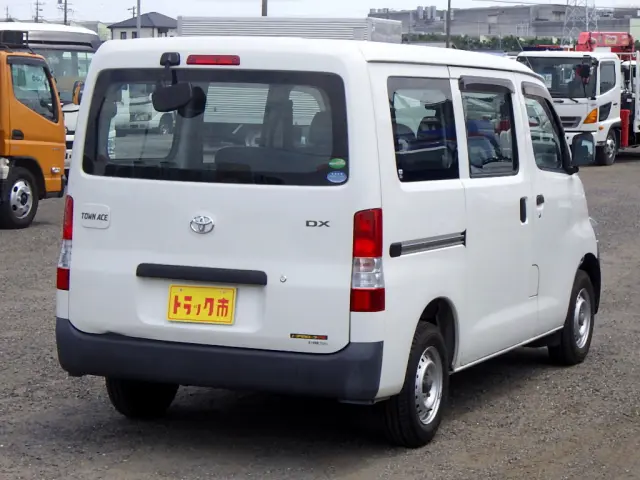 トヨタ タウンエースバン DBF-S402M(2WD)の写真30