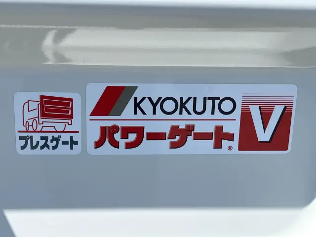 三菱 キャンター 2RG-FBA20(2WD)の写真14