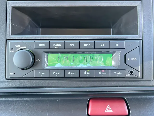 三菱 キャンター 2RG-FBA20(2WD)の写真24
