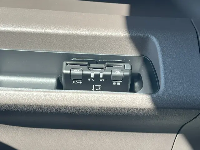 三菱 キャンター 2RG-FBA20(2WD)の写真30
