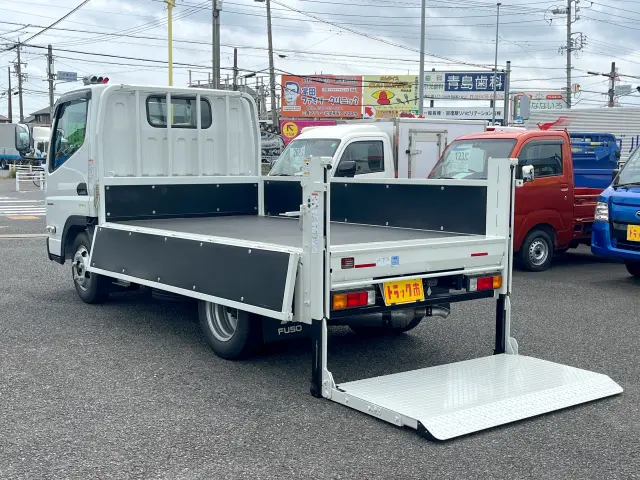 三菱 キャンター 2RG-FBA20(2WD)の写真8