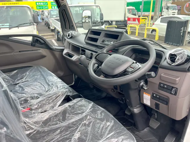 三菱 キャンター 2RG-FBA20(2WD)の写真20