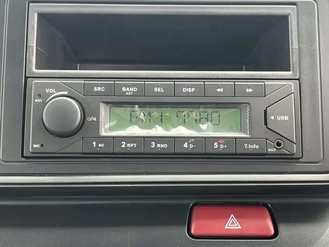 三菱 キャンター 2RG-FBA20(2WD)の写真26