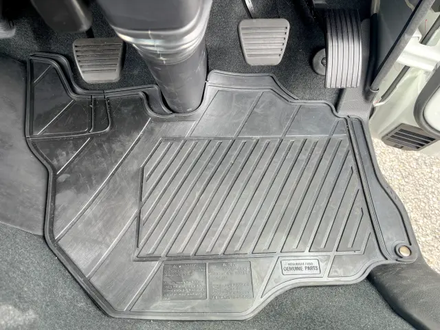 三菱 キャンター 2RG-FBA20(2WD)の写真34