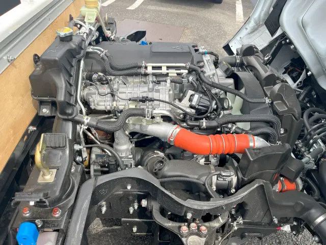 三菱 キャンター 2RG-FBA20(2WD)の写真37
