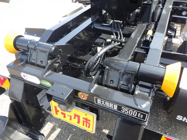 三菱 ファイター 2KG-FK72F(2WD)の写真9