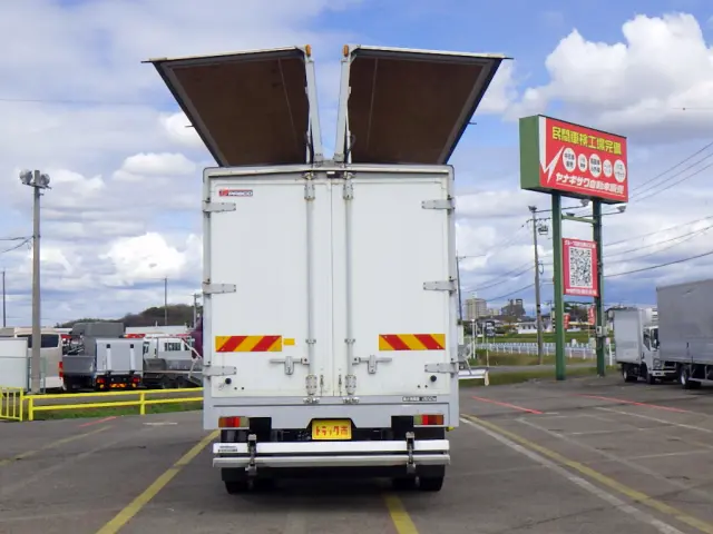 三菱 ファイター TKG-FK61F(2WD)の写真6