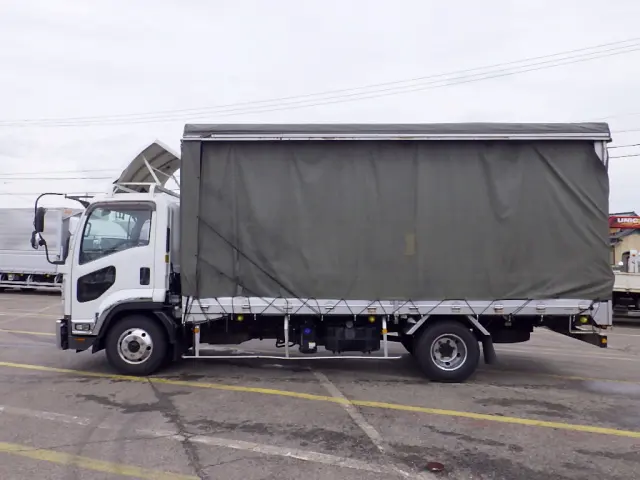 いすゞ フォワード 2RG-FRR90S2(2WD)の写真5